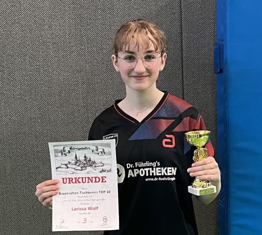 Larissa Wolf bei der Siegerehrung.