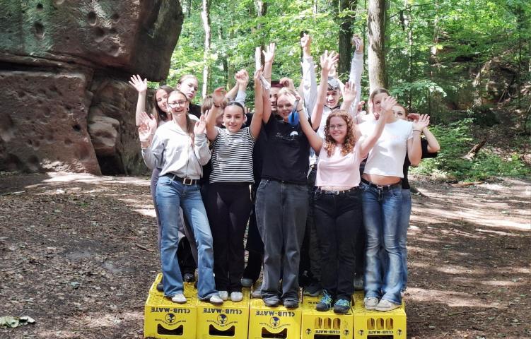 Gruppenbild der Klasse 10a beim Erlebnistag.
